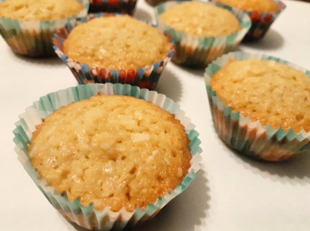 Coconut Macaroons (Pack of 24)